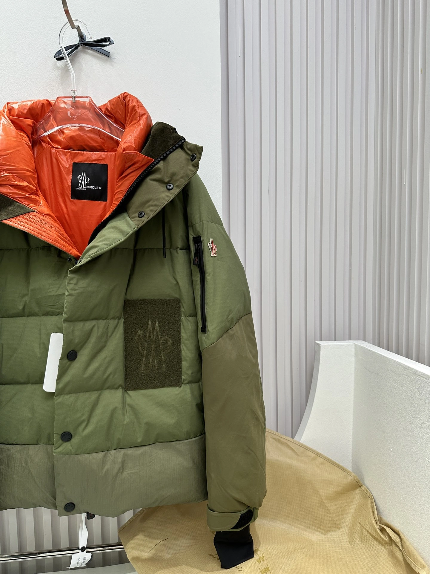 Functional Moncler Down Jackets 146334