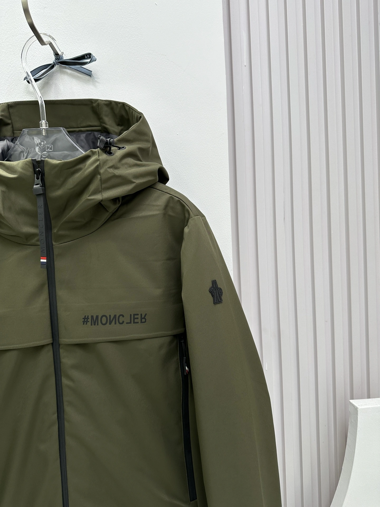 Moncler Down Jackets Colorful 146339