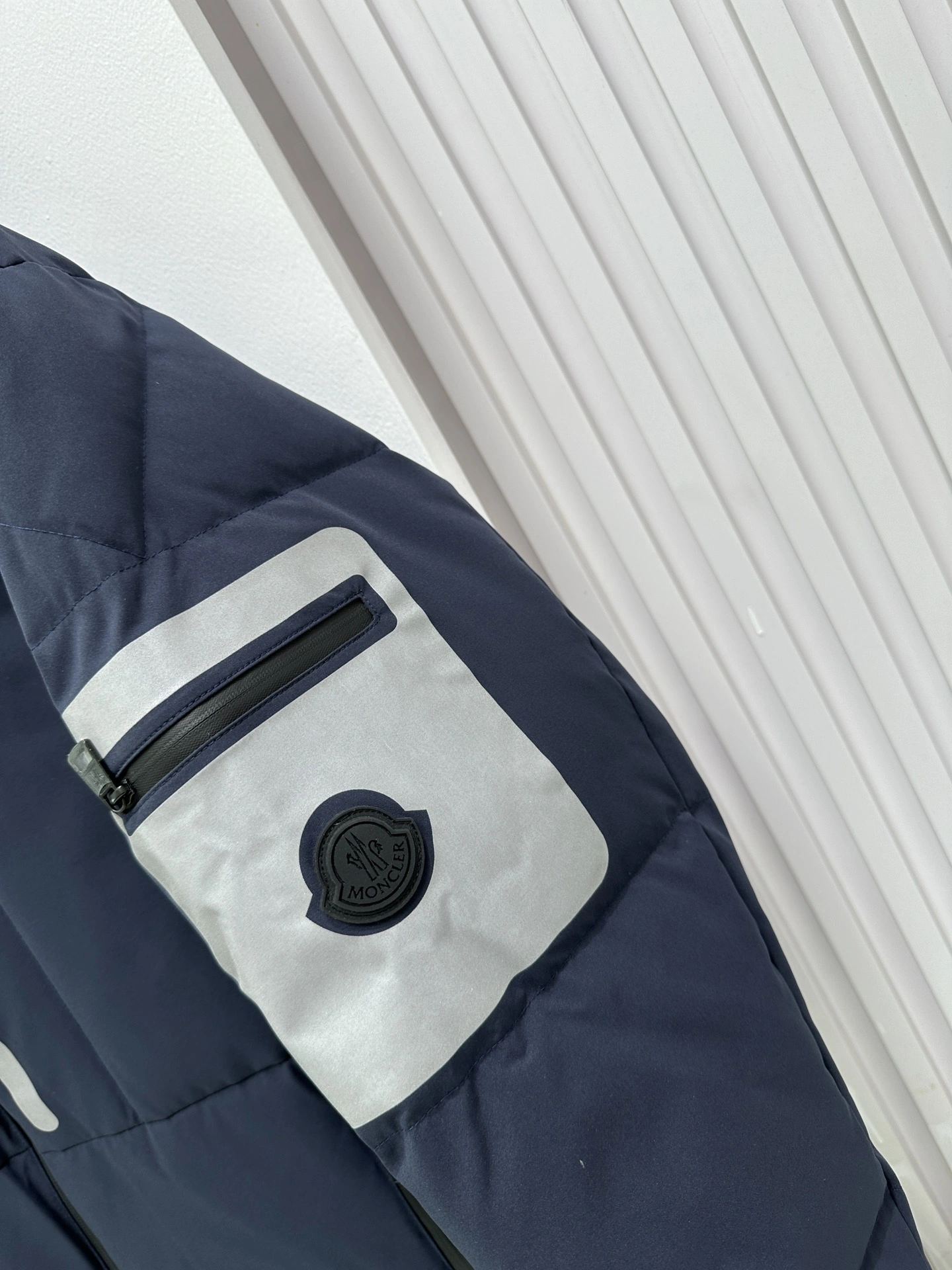 Moncler Down Jackets Comfortable 146344