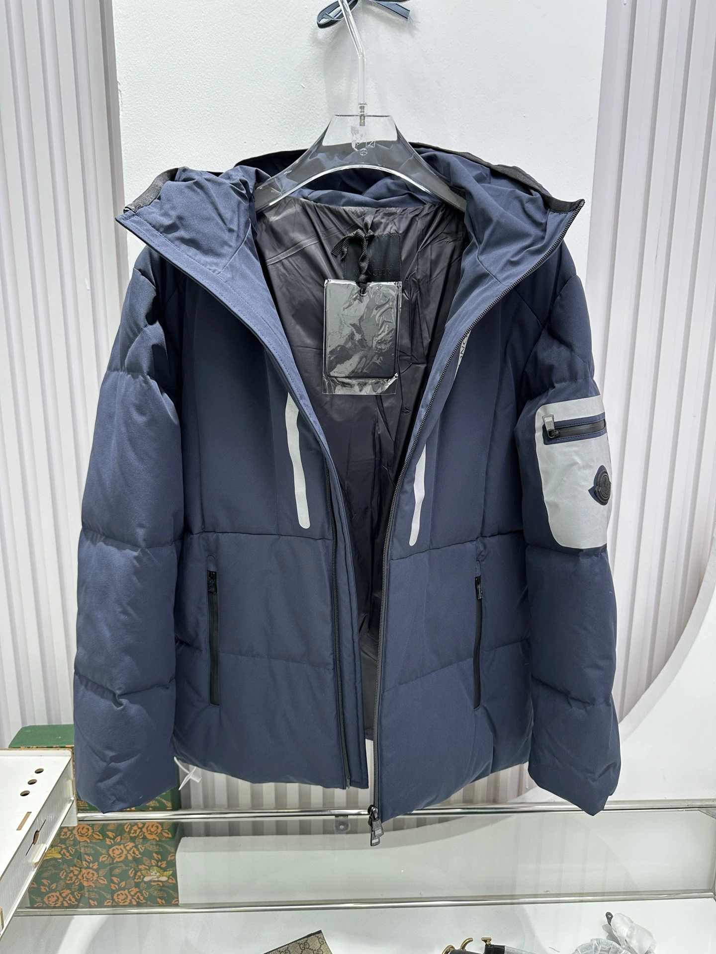 Moncler Down Jackets Comfortable 146344
