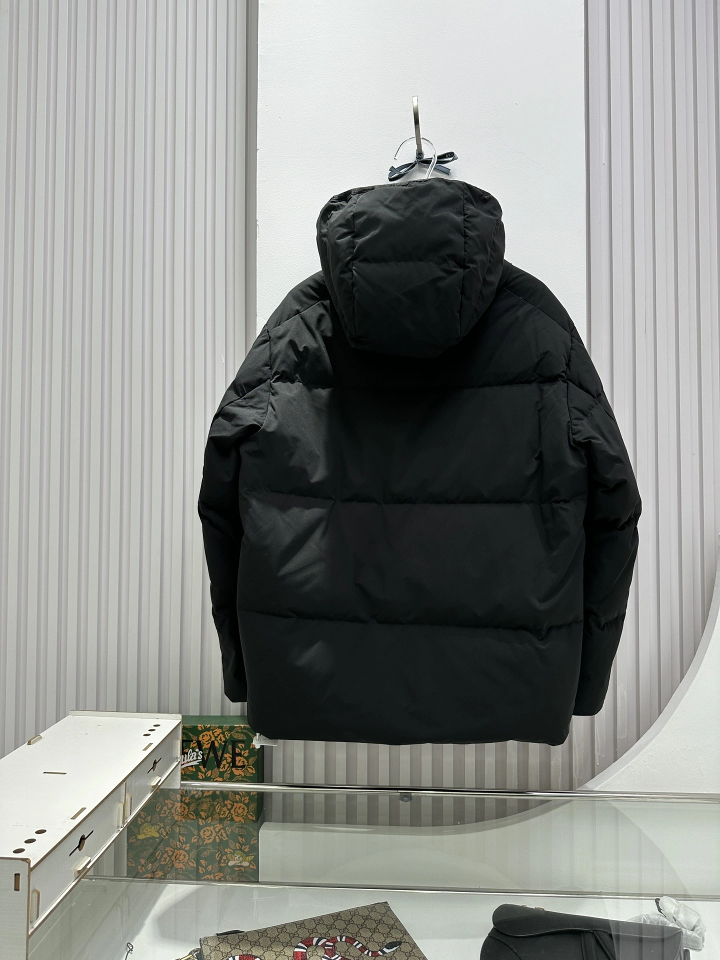 Sporty Moncler Down Jackets 146326