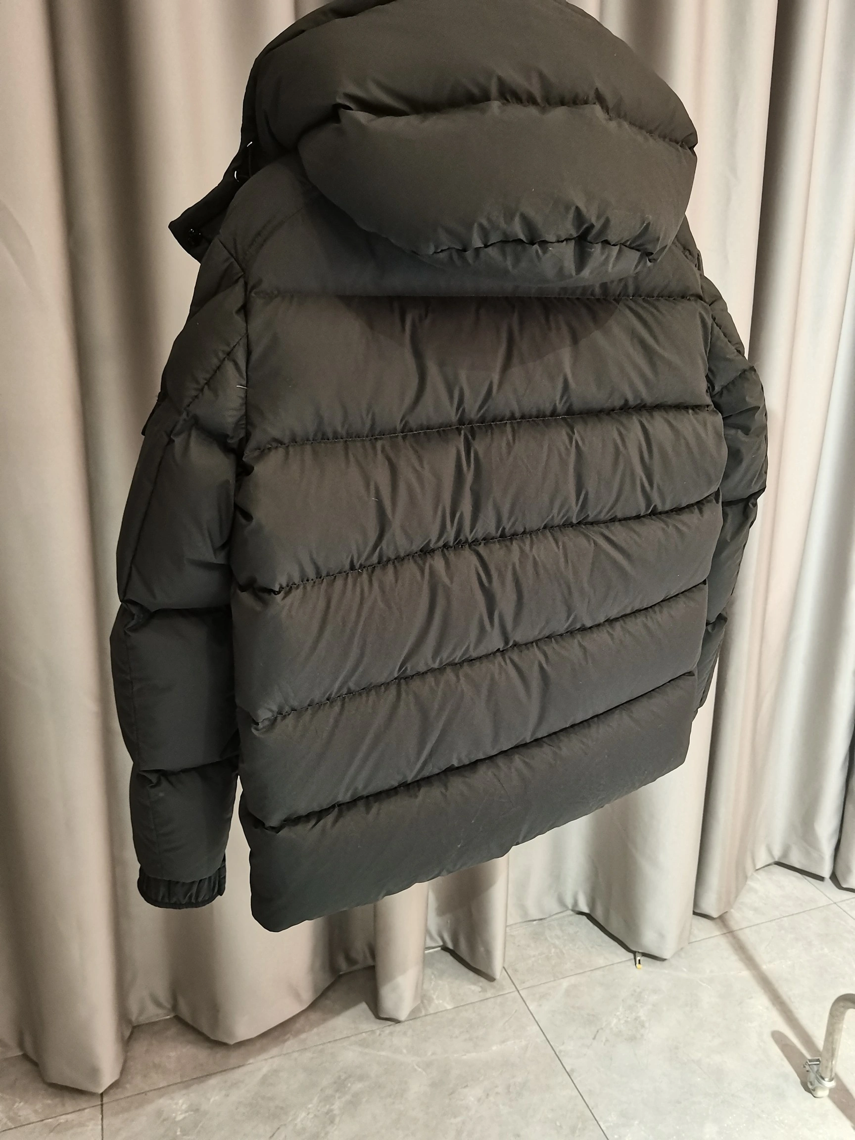 Moncler Down Jackets Tailored 146321