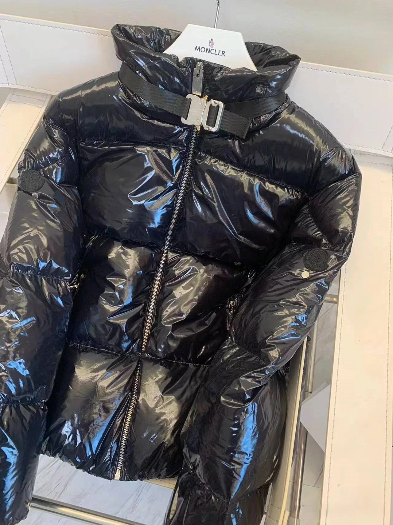 HighPerformance Moncler Down Jackets 146327