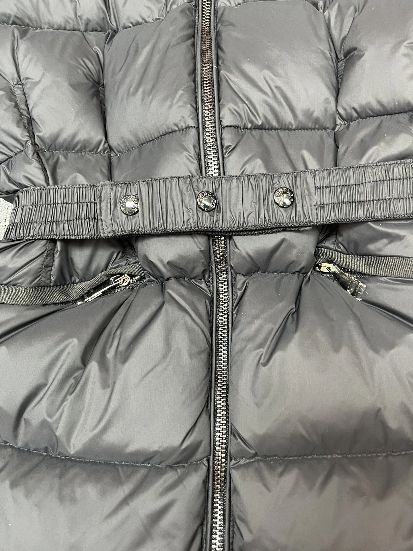 Moncler Down Jackets UrbanStyle 146328