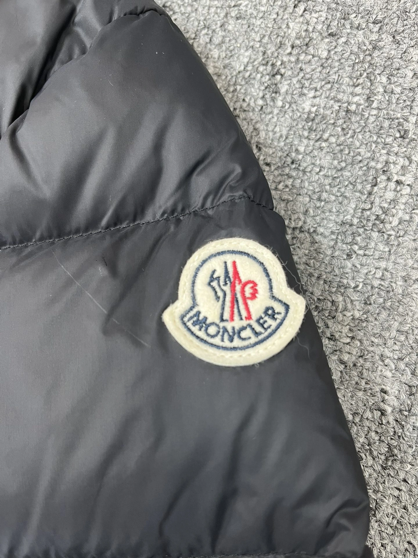 Moncler Down Jackets UrbanStyle 146328