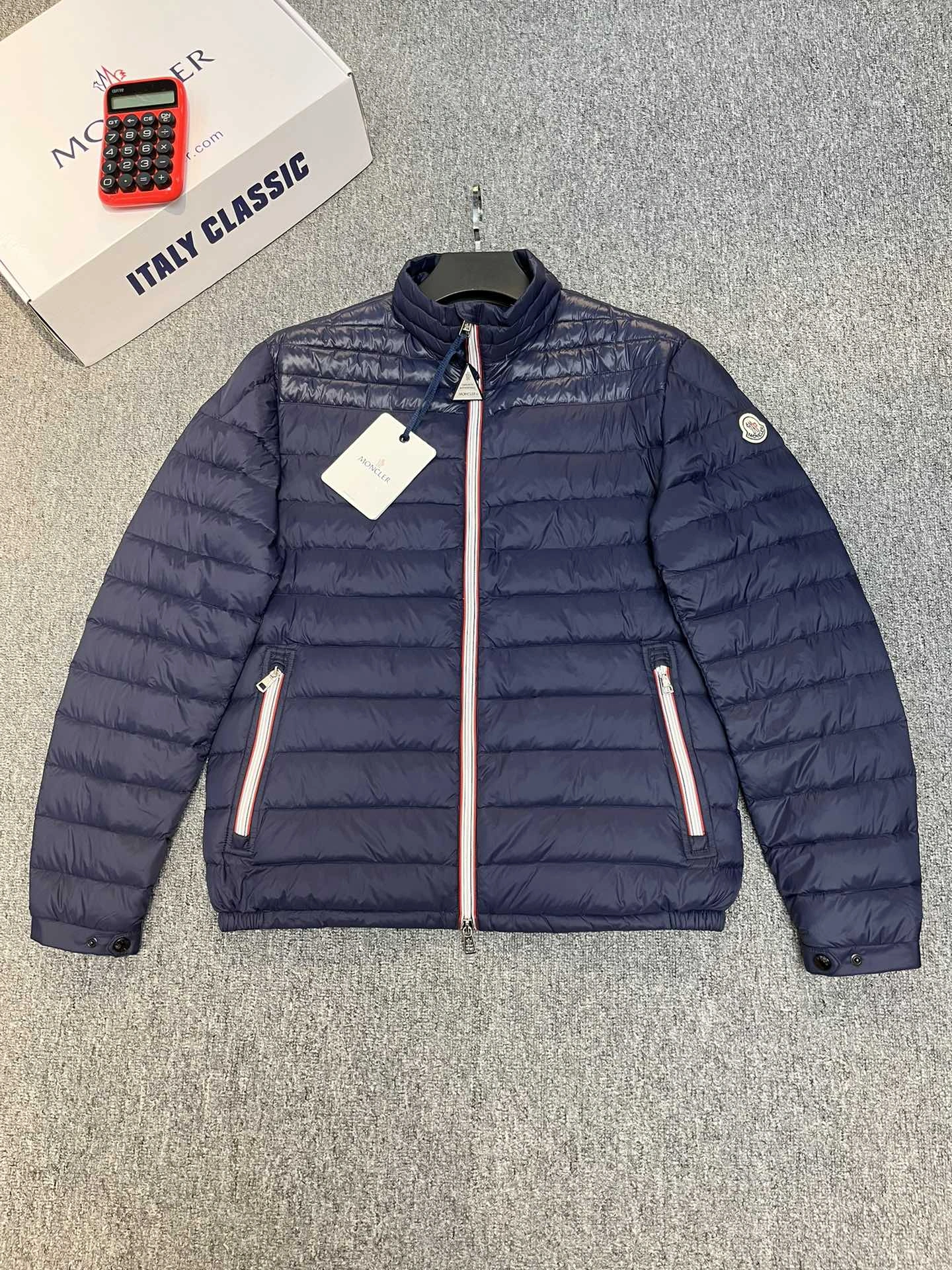 Neat Moncler Down Jackets 146333