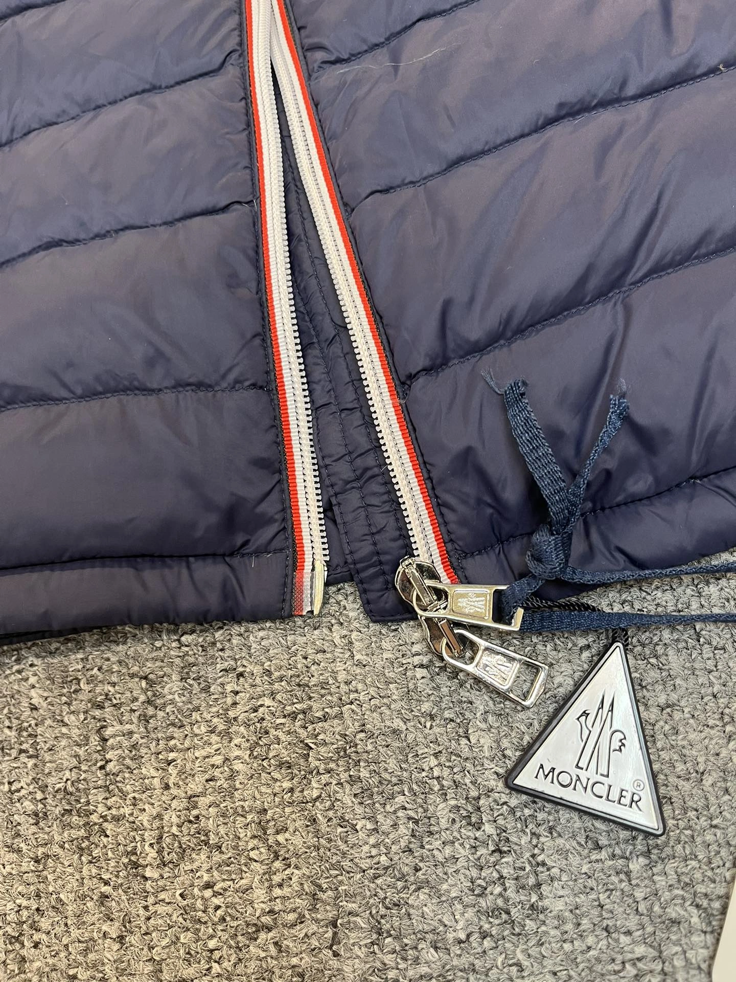 Neat Moncler Down Jackets 146333