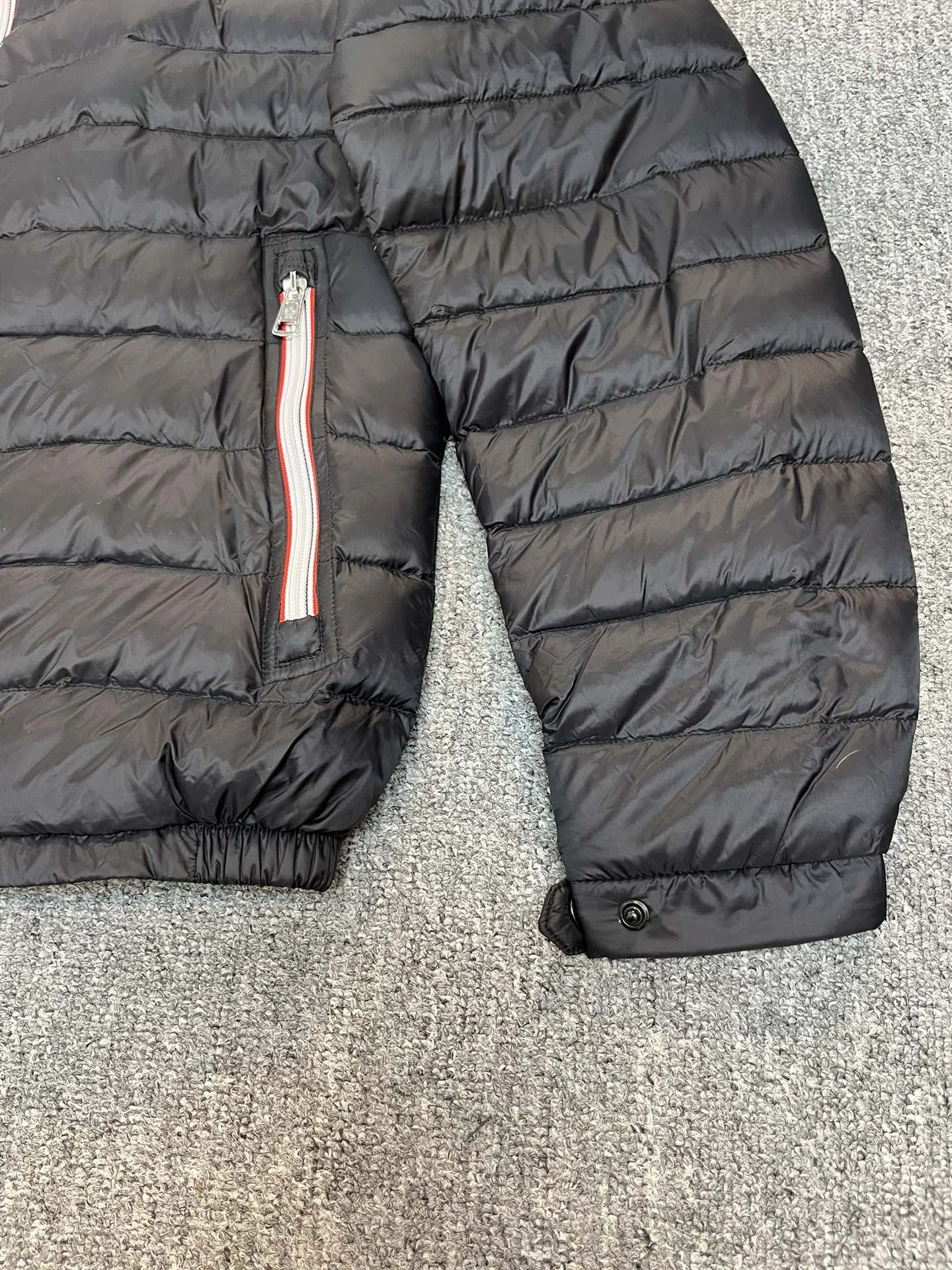 StreetReady Moncler Down Jackets 146324