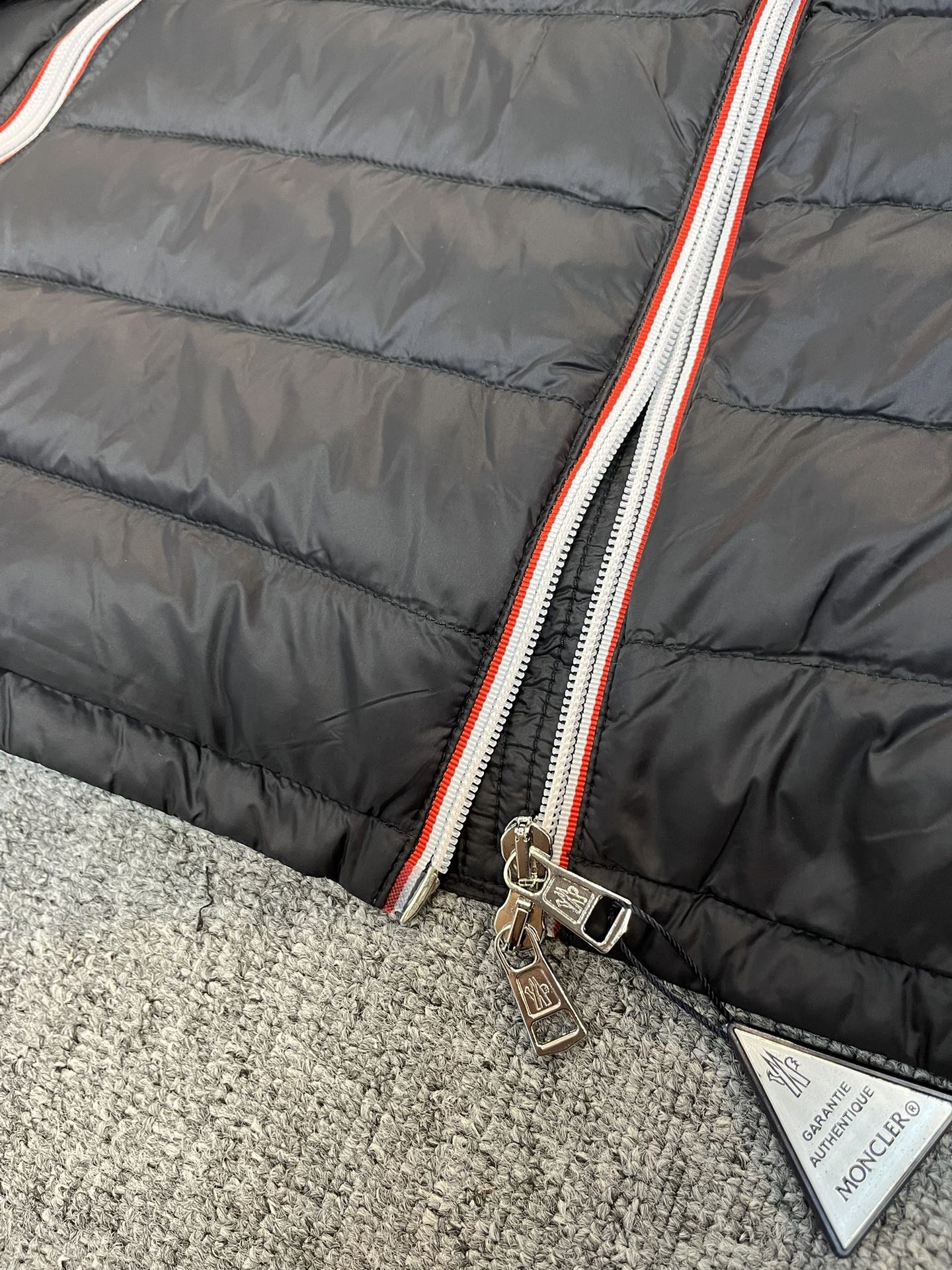 StreetReady Moncler Down Jackets 146324