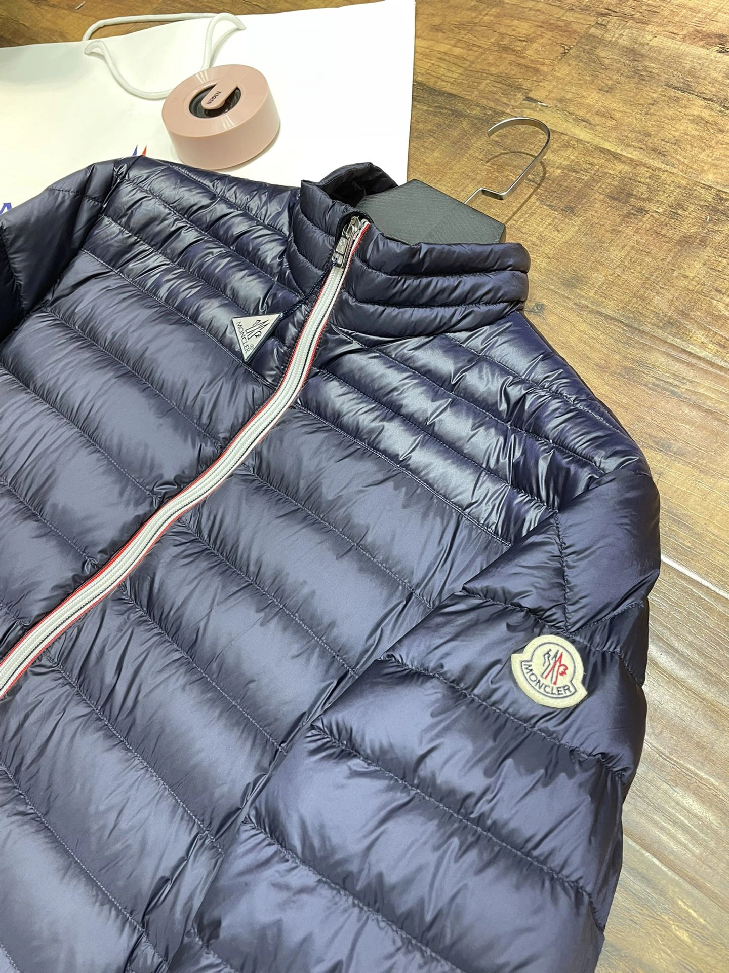 Moncler Down Jackets ModernLook 146329