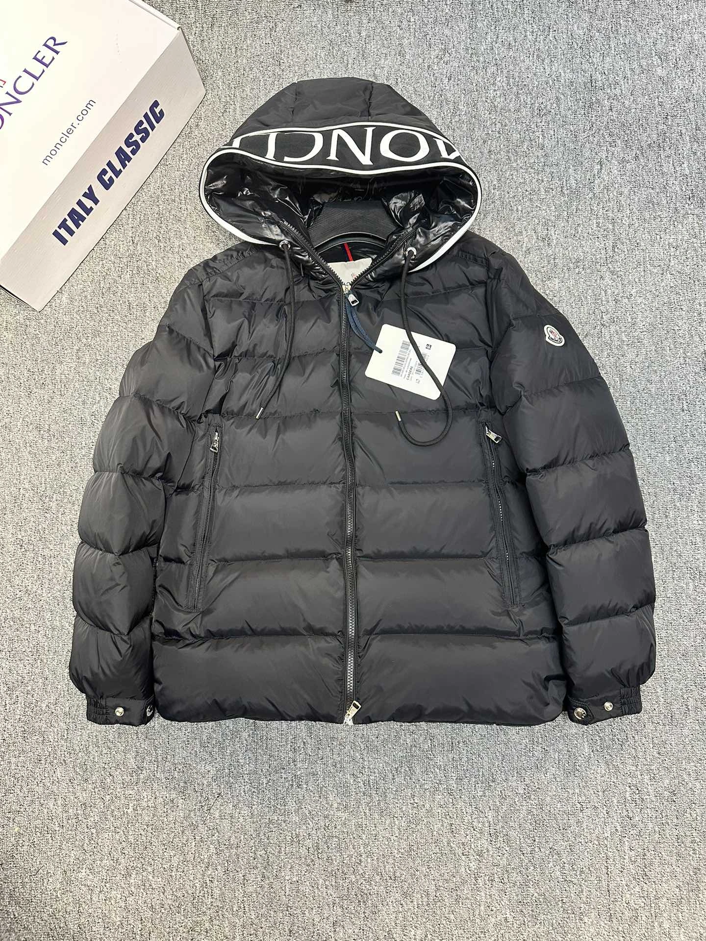 TimelessDesign Moncler Down Jackets 146323