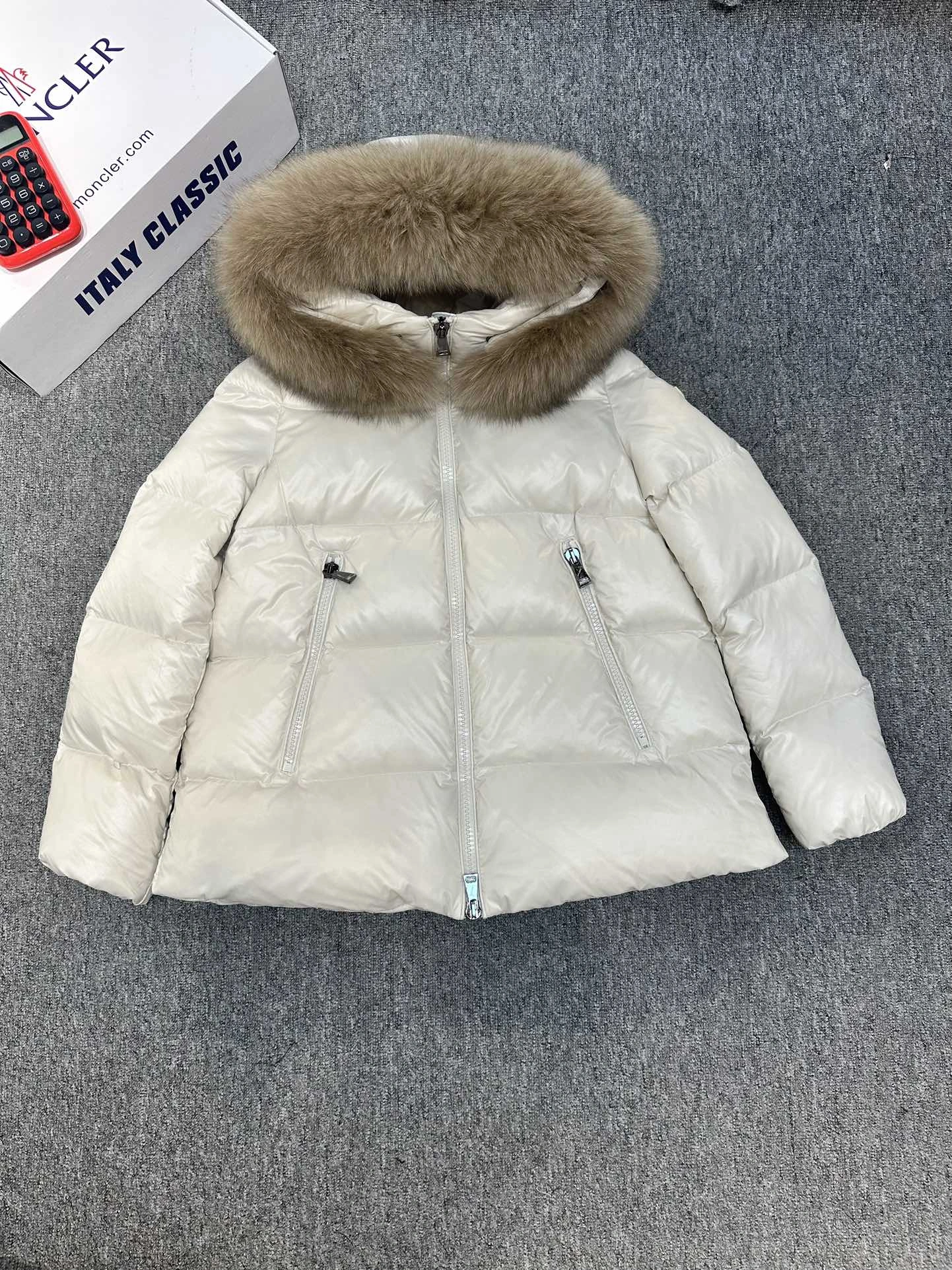 Moncler Down Jackets TechFriendly 146319