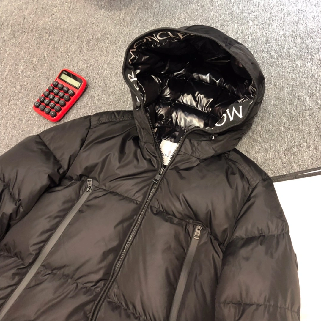 MoistureWicking Moncler Down Jackets 146316