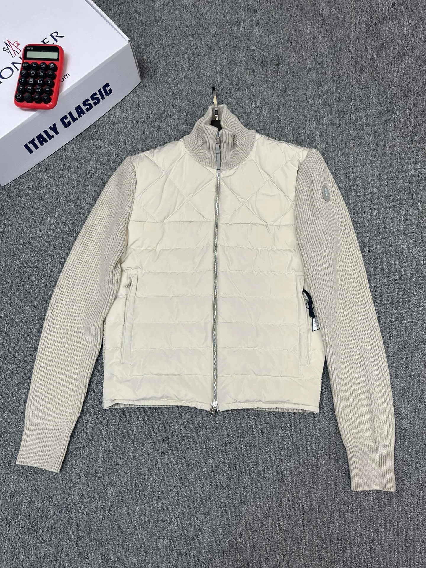 GoAnywhere Moncler Down Jackets 146314