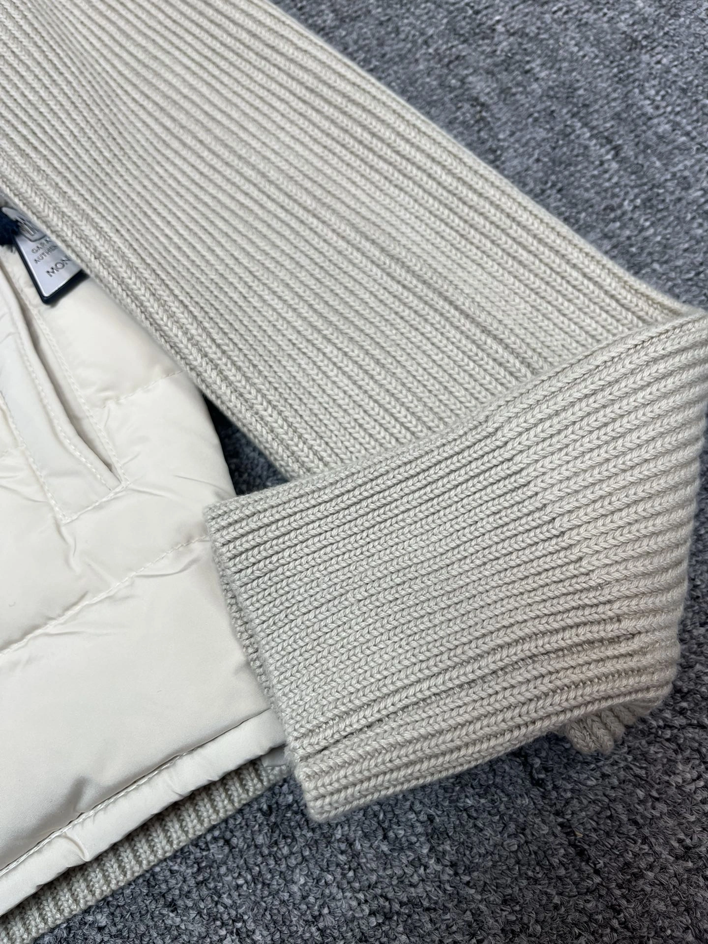 GoAnywhere Moncler Down Jackets 146314