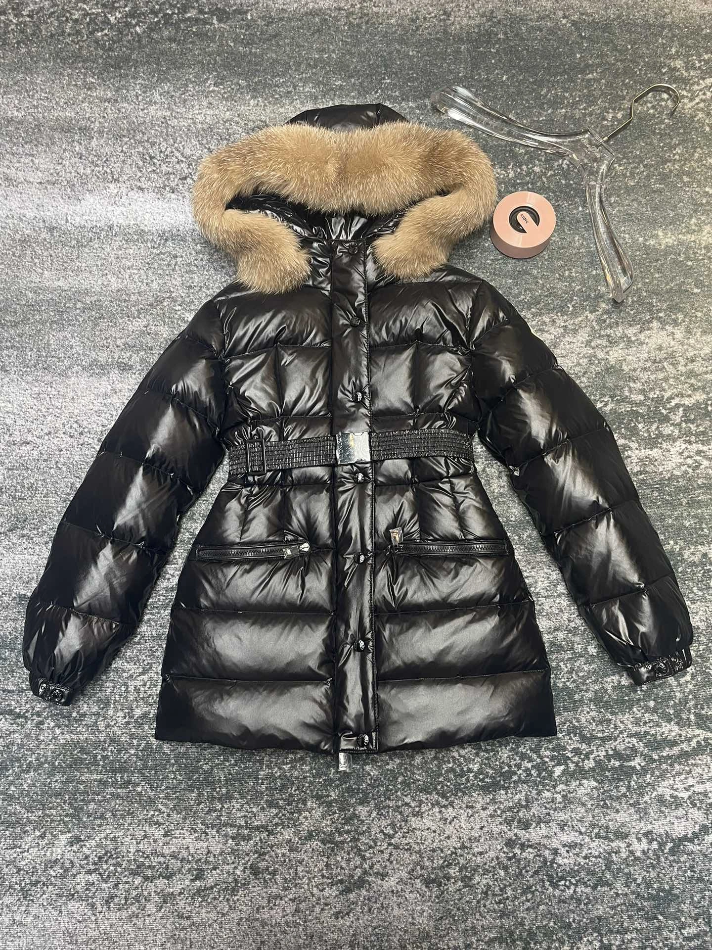 Moncler Down Jackets Durable 146312