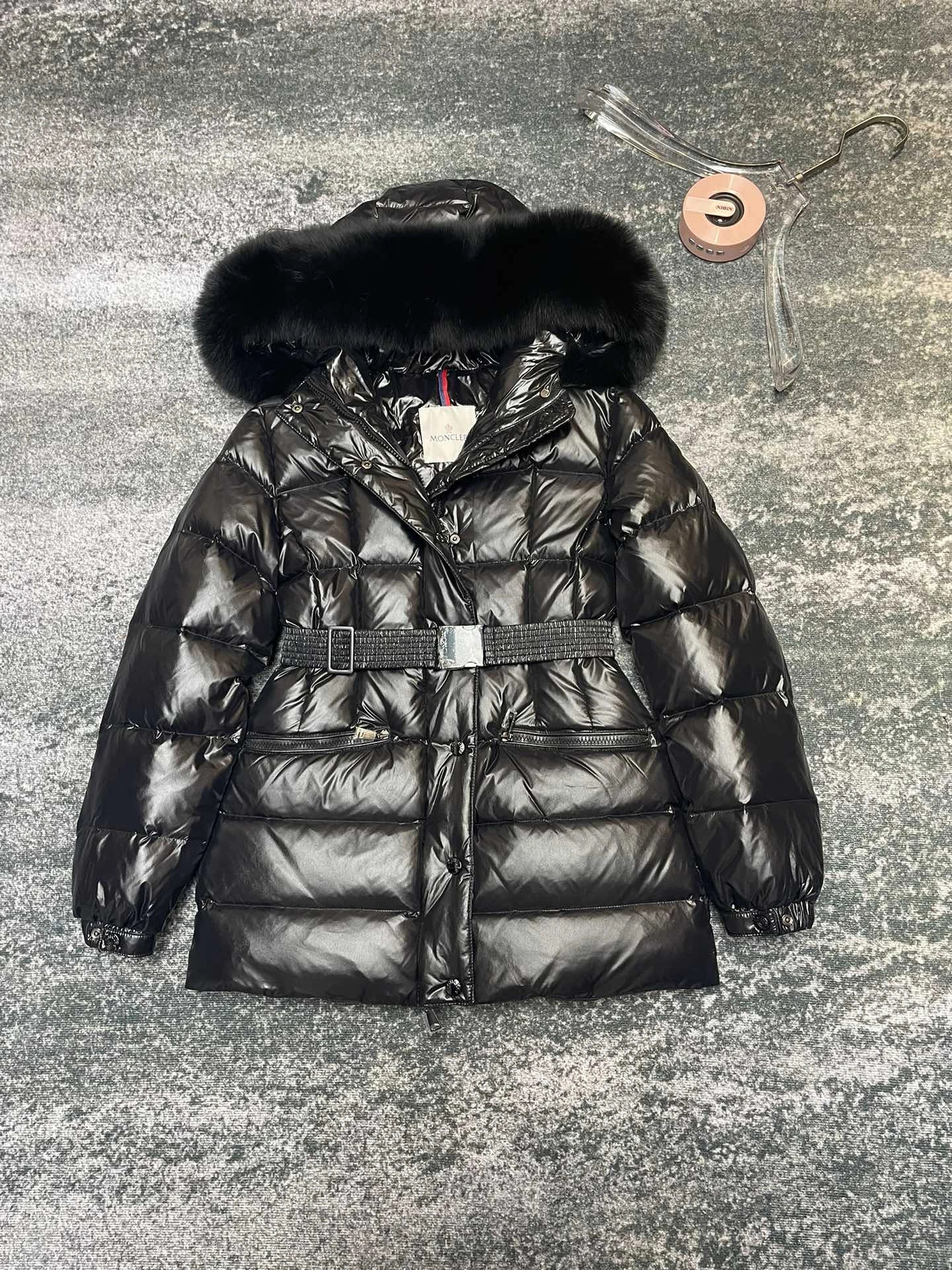 Moncler Down Jackets Durable 146312