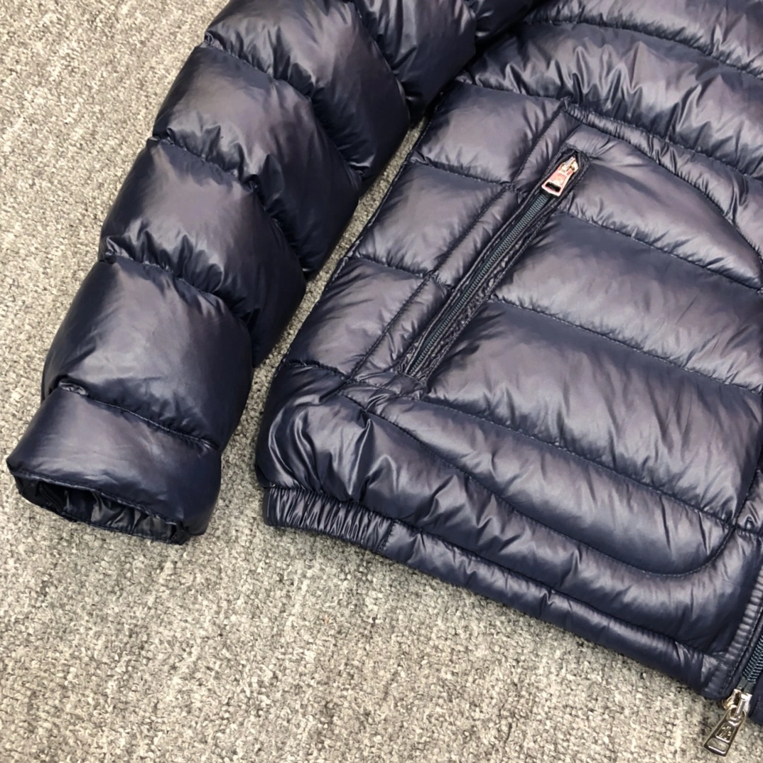 Moncler Down Jackets TechFriendly 146304
