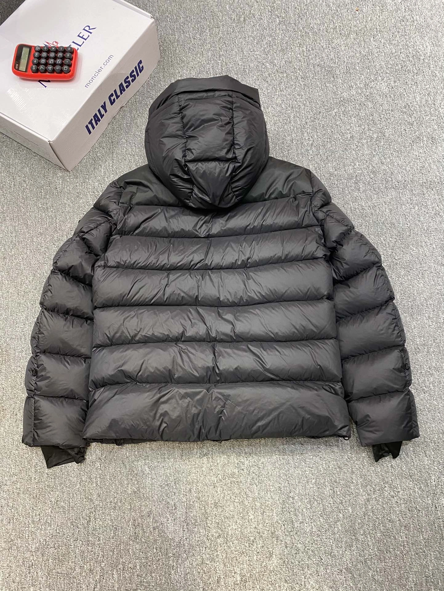 Trendsetting Moncler Down Jackets 146298