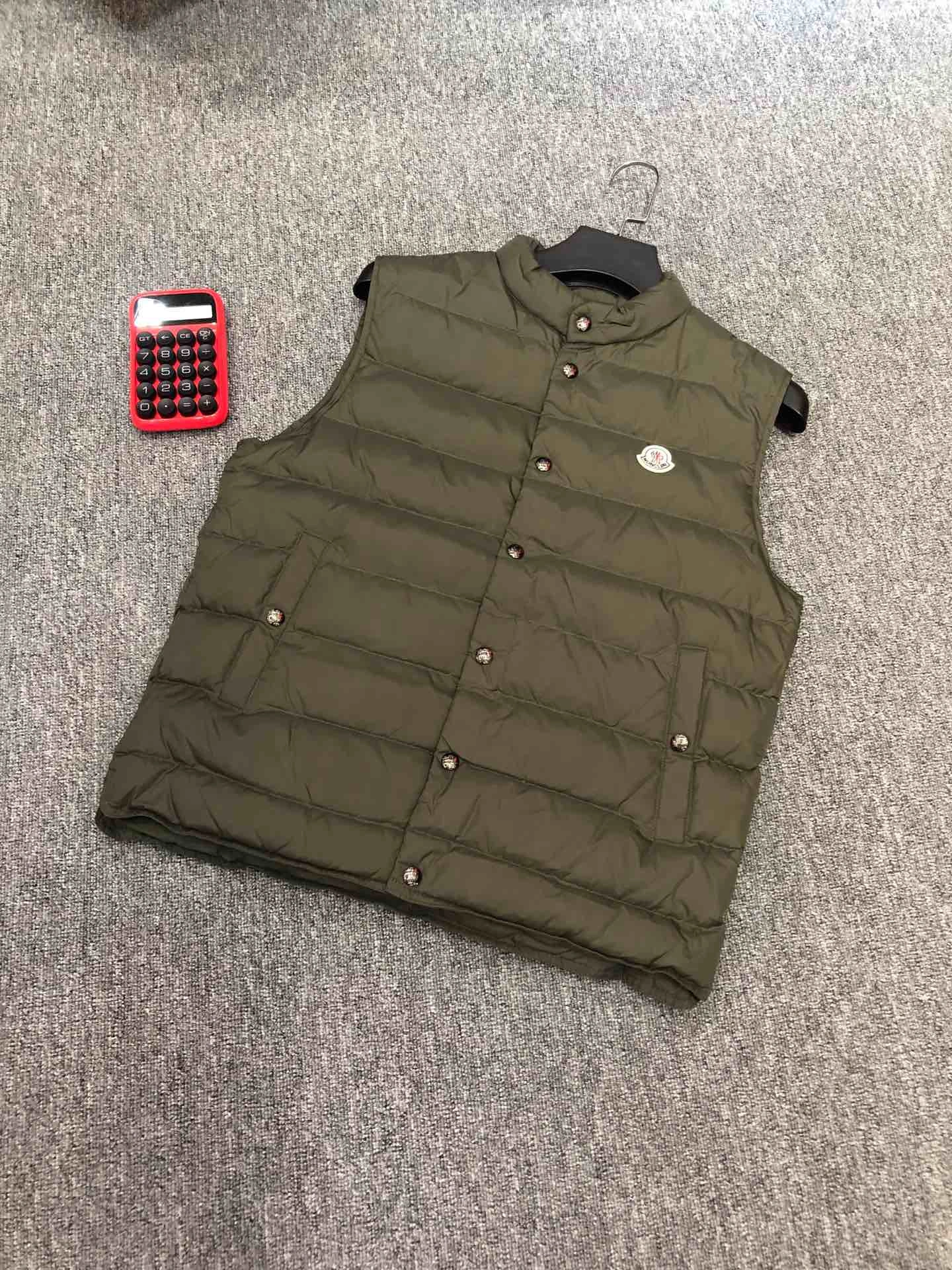Moncler Down Jackets HighQuality 146302