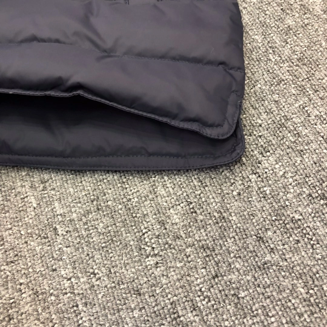 Moncler Down Jackets FlexibleFit 146279