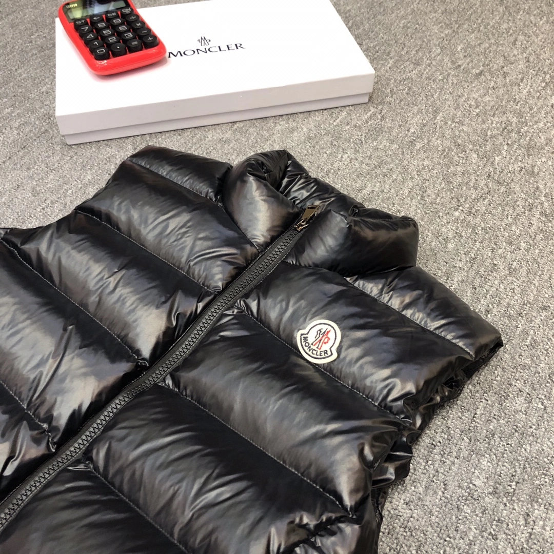 Timeless Moncler Down Jackets 146294