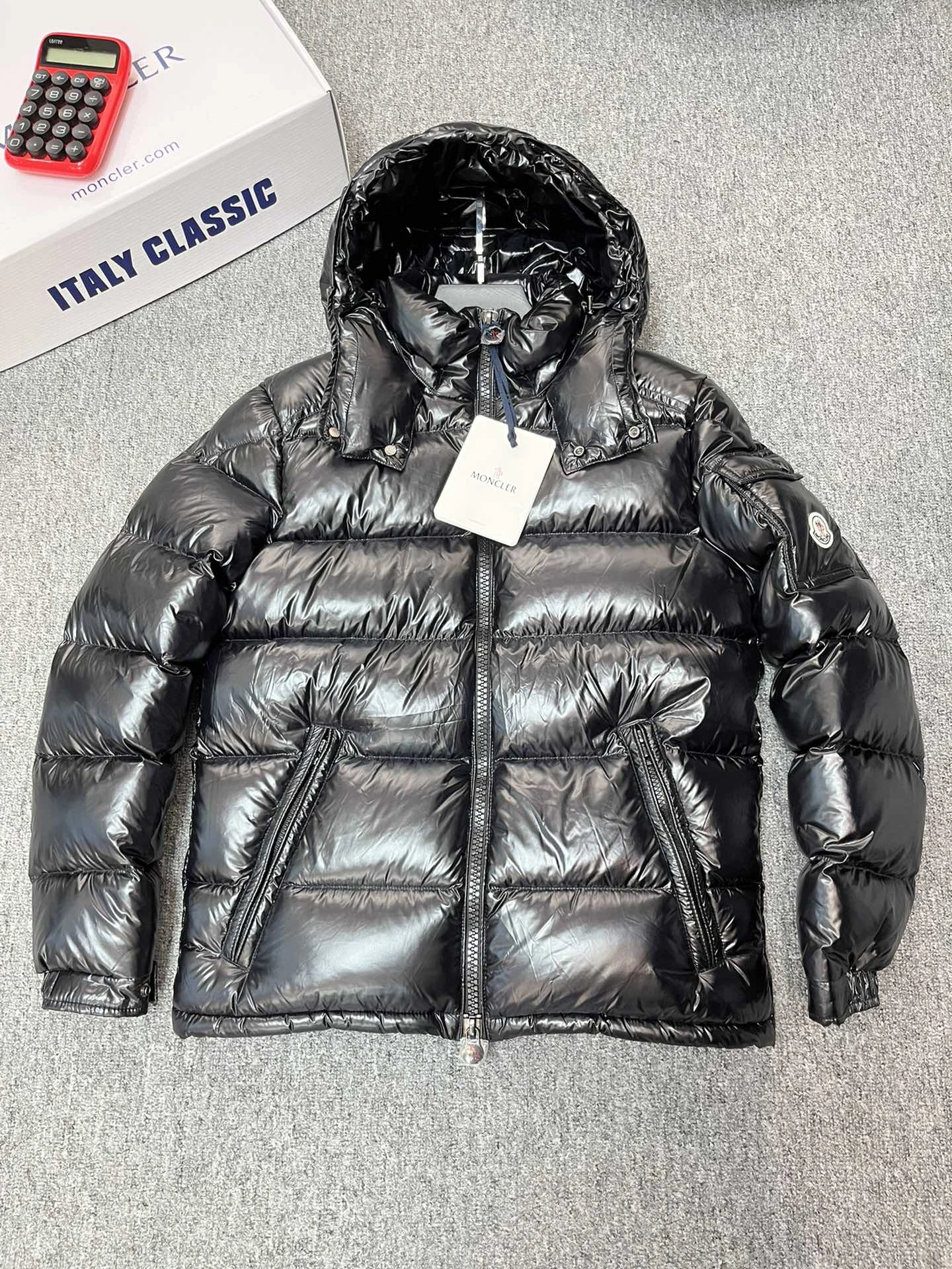 Chic Moncler Down Jackets 146348