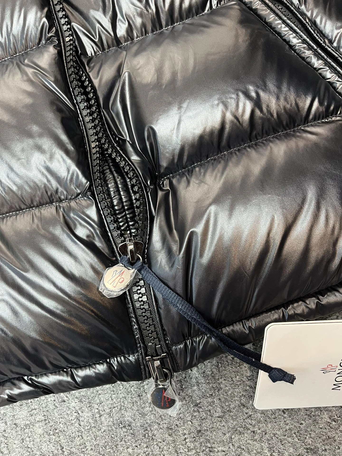 Breathable Moncler Down Jackets 146287