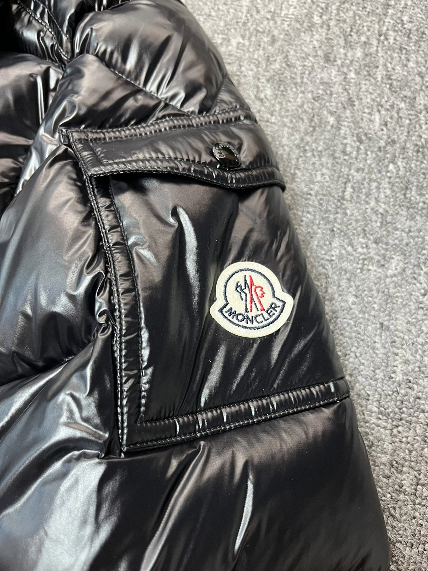 Breathable Moncler Down Jackets 146287