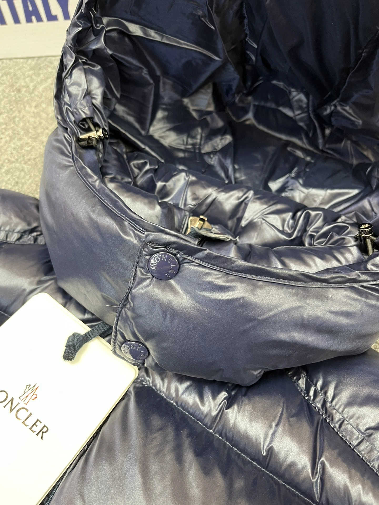 Durable Moncler Down Jackets 146296