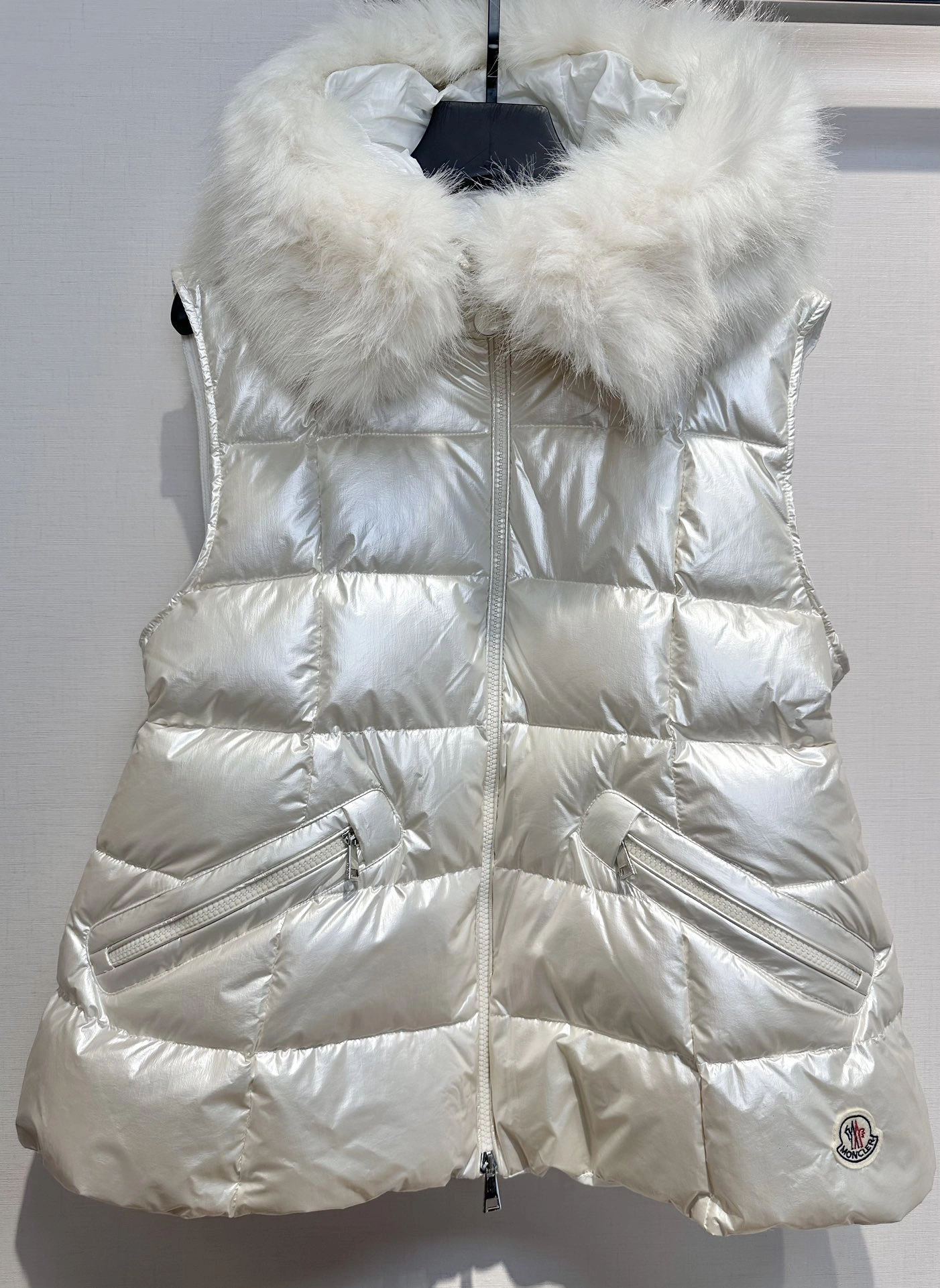 Moncler Down Jackets Neat 146285