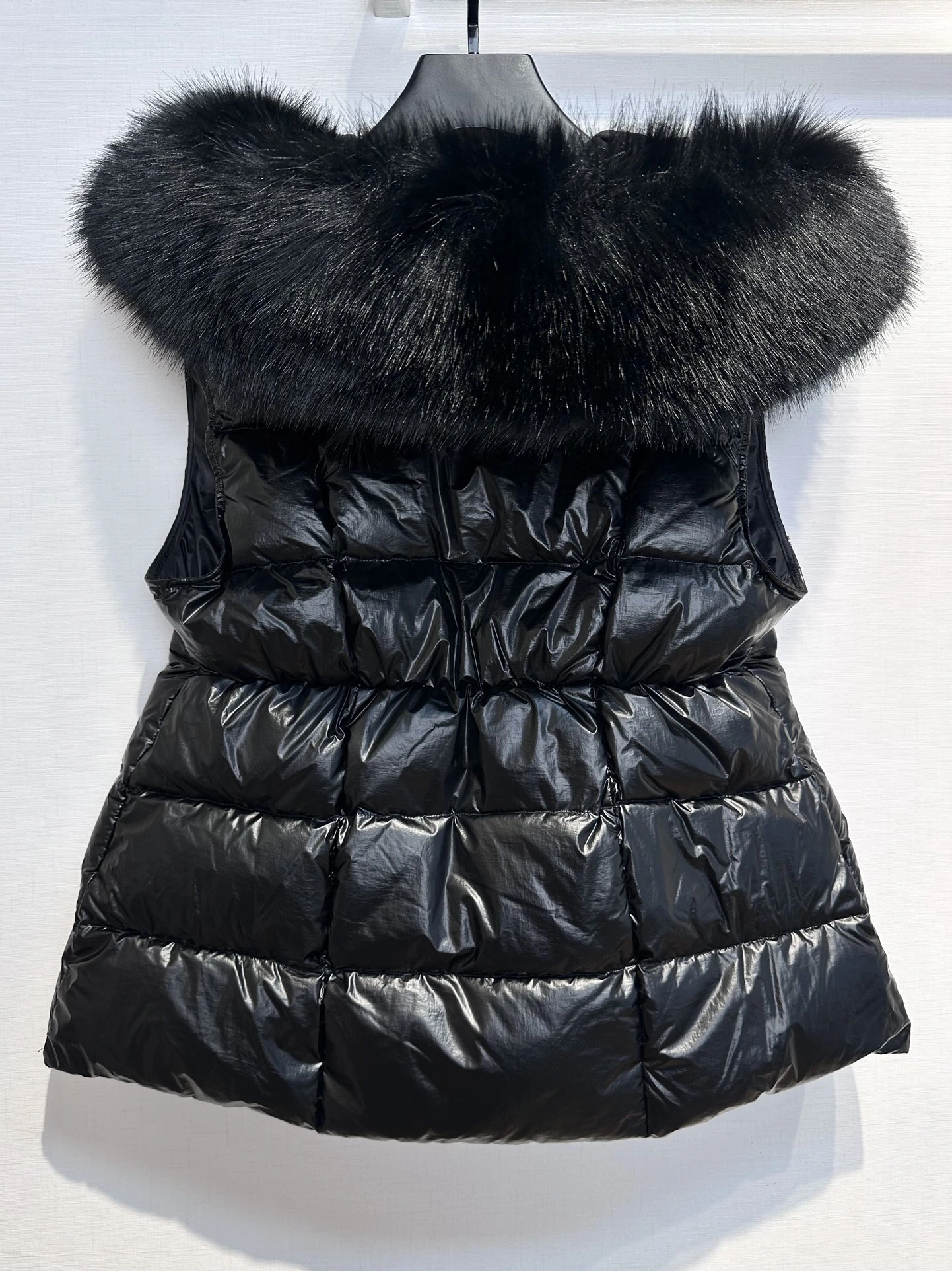 Moncler Down Jackets FashionForward 146277