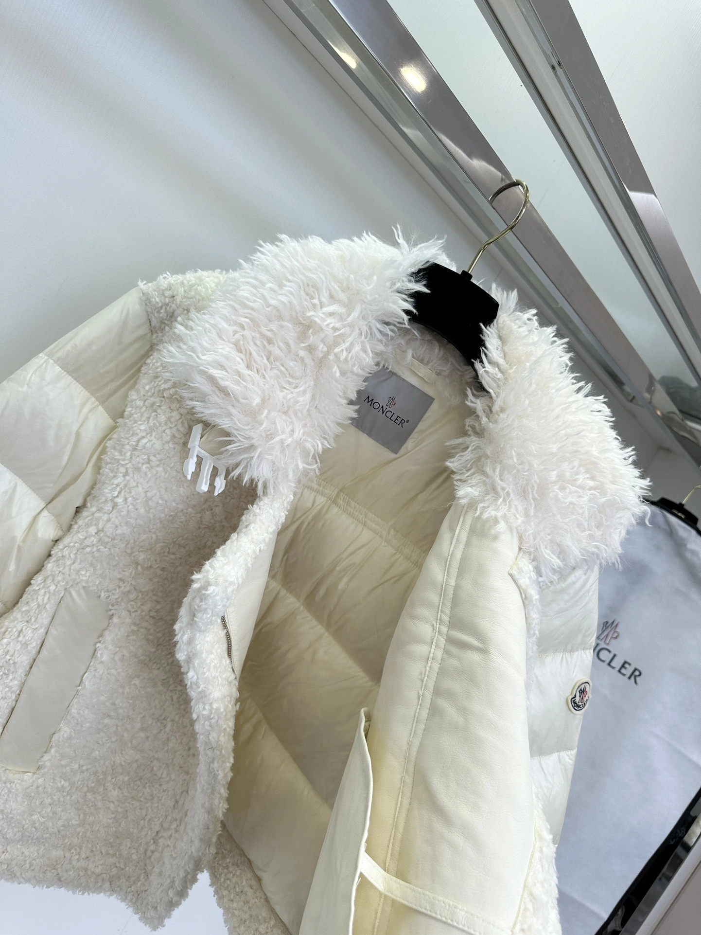 SportInspired Moncler Down Jackets 146288