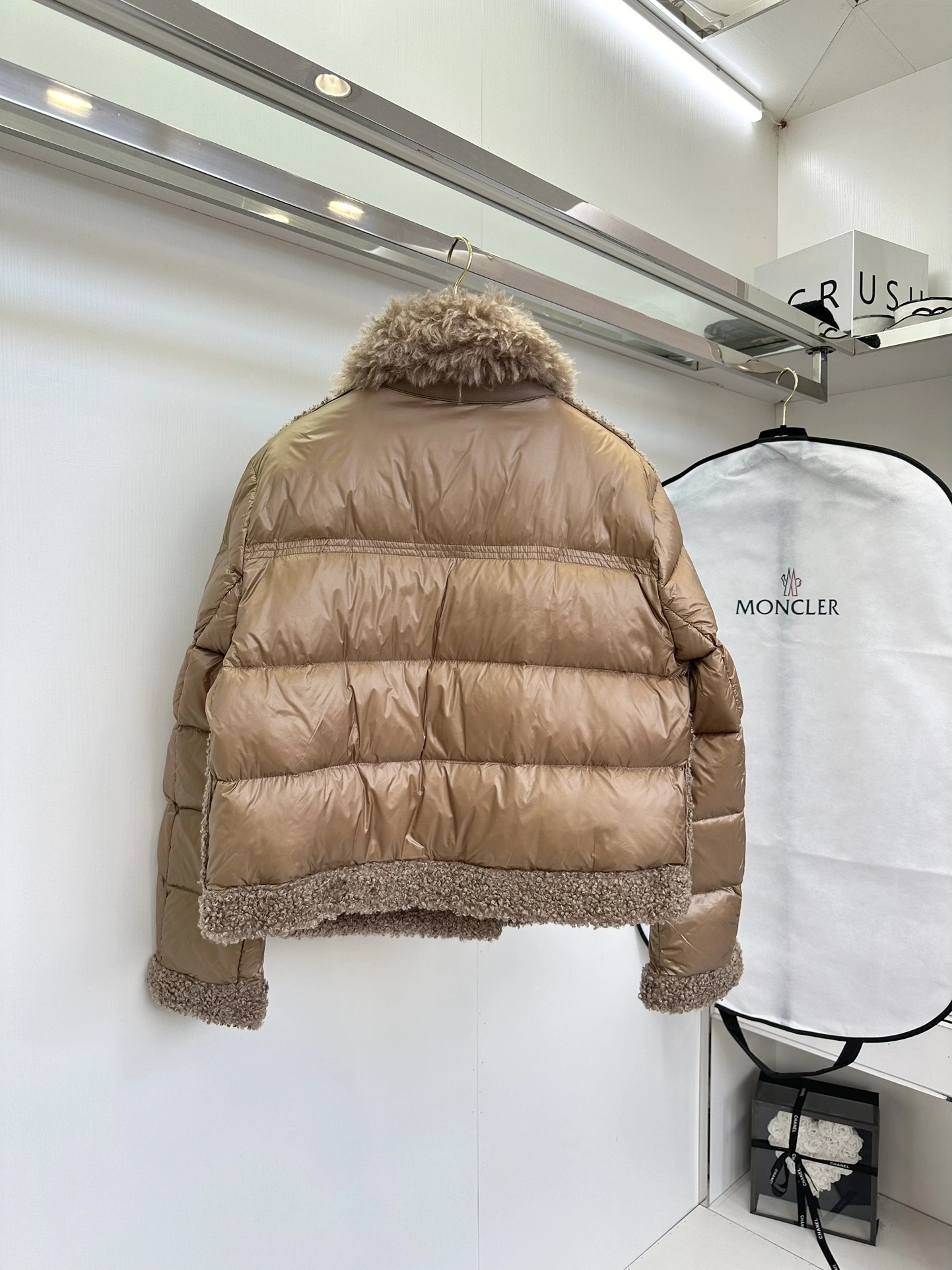 Compact Moncler Down Jackets 146292