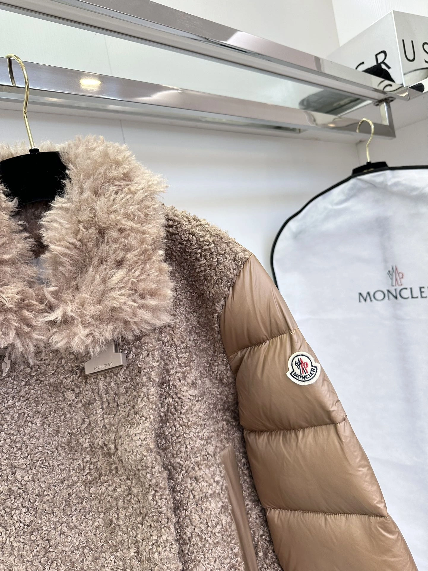 Compact Moncler Down Jackets 146292