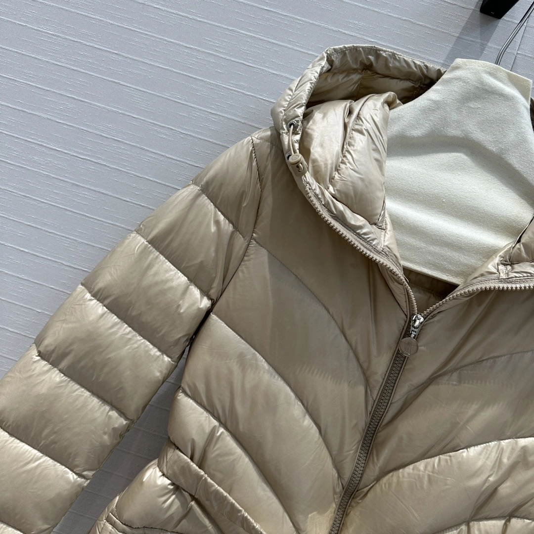 Moncler Down Jackets Modern 146278