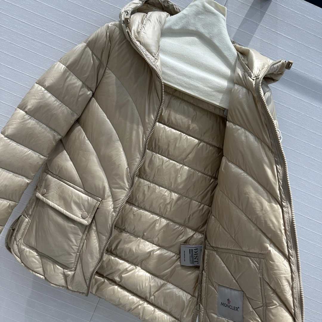 Moncler Down Jackets Modern 146278