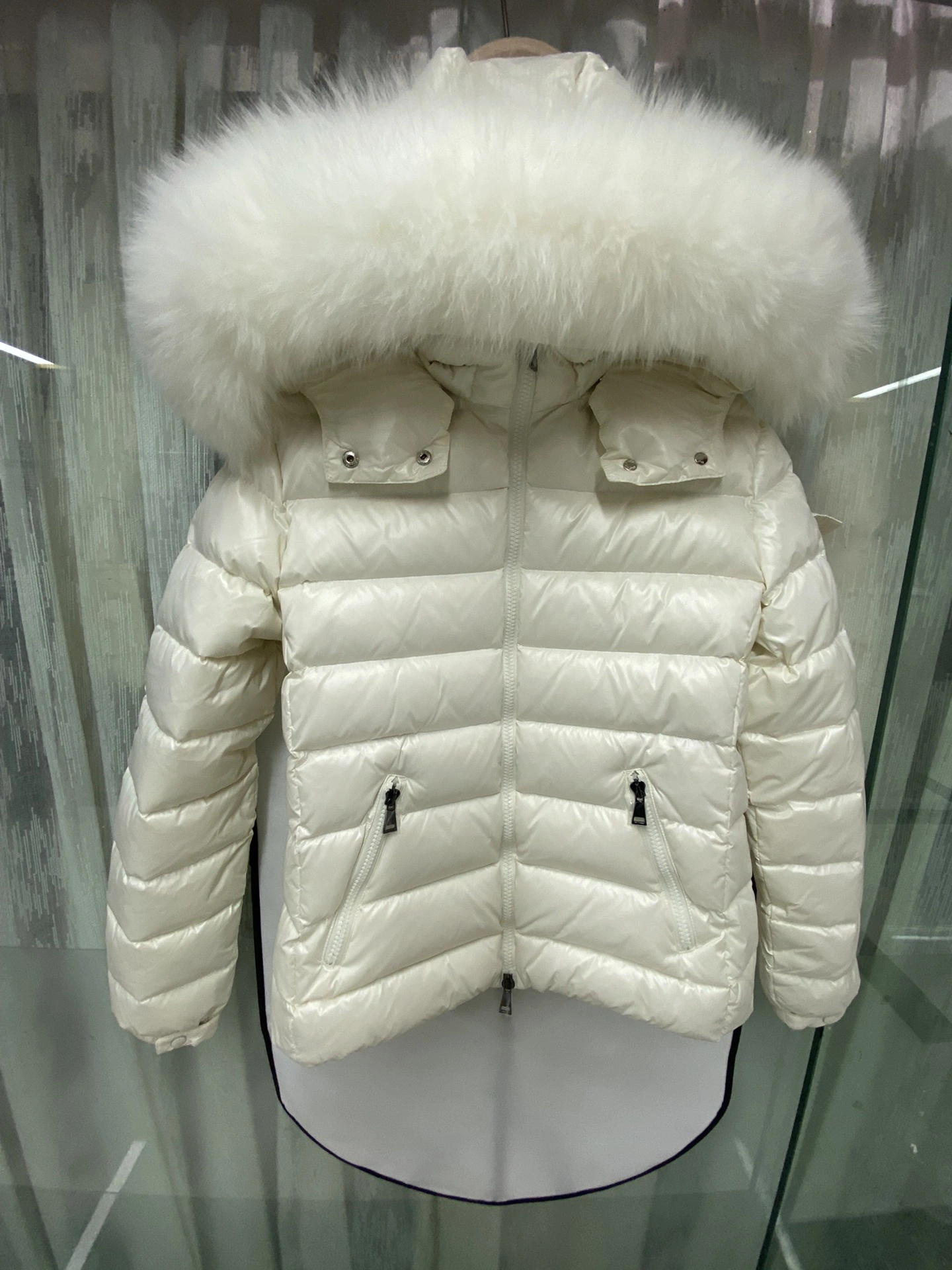SoftTouch Moncler Down Jackets 146276