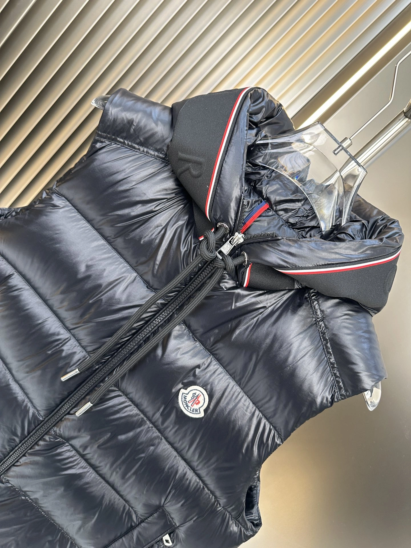 Supportive Moncler Down Jackets 146306