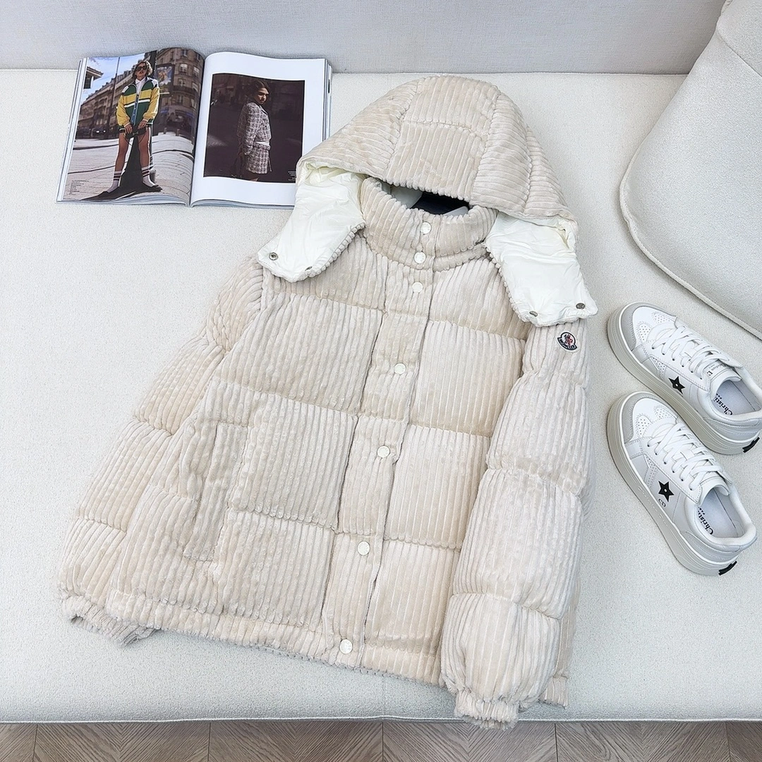 EasyMatch Moncler Down Jackets 146271