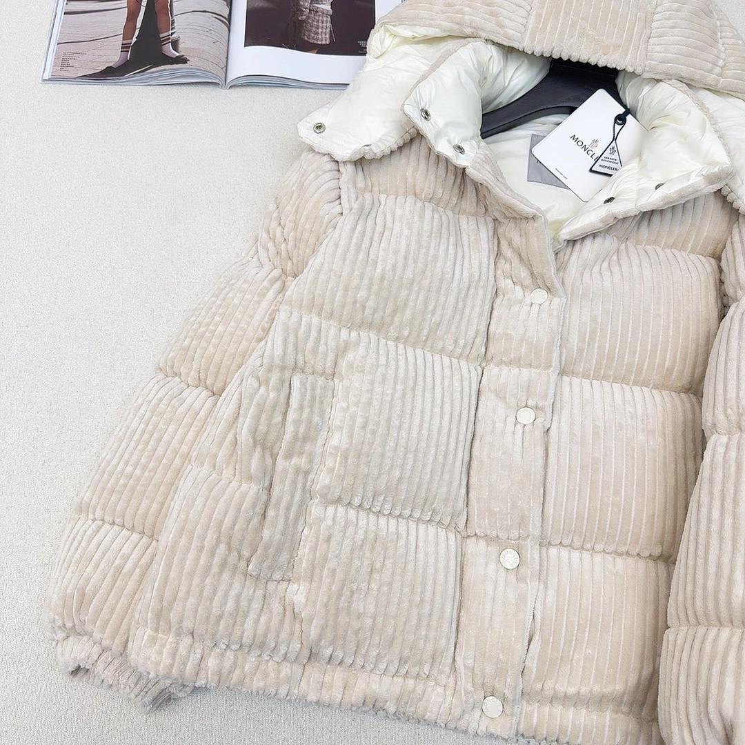 EasyMatch Moncler Down Jackets 146271