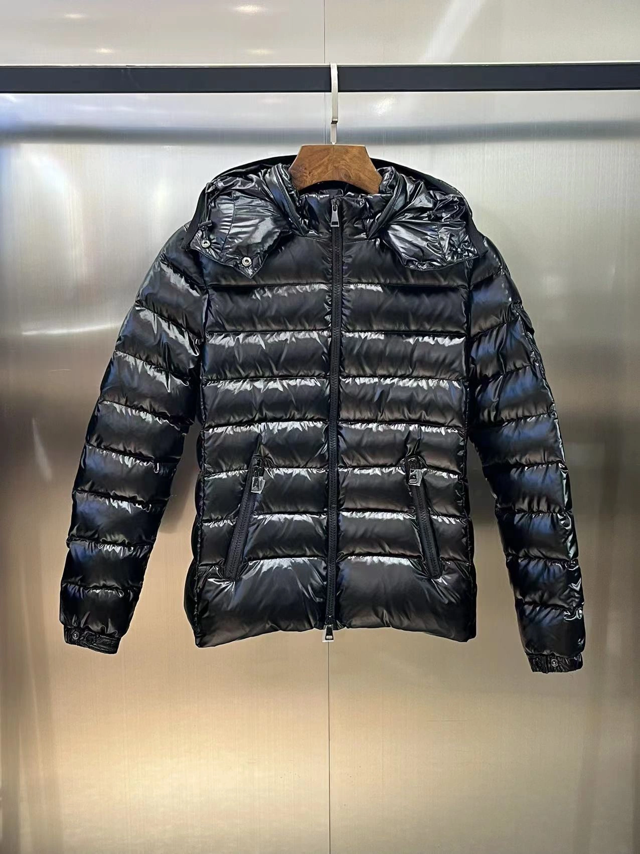 Sustainable Moncler Down Jackets 146269
