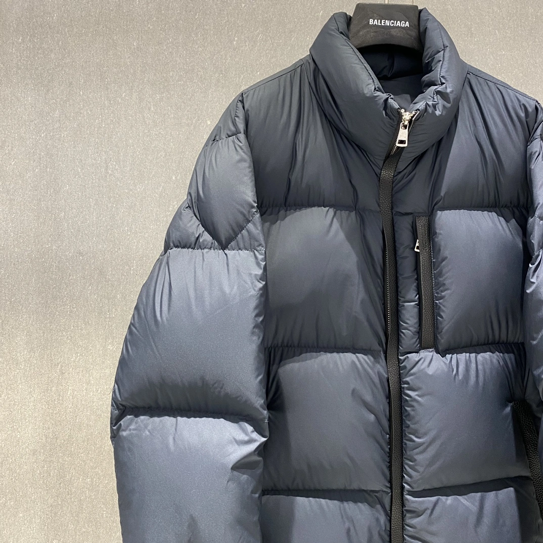 Moncler Down Jackets TechFriendly 146267