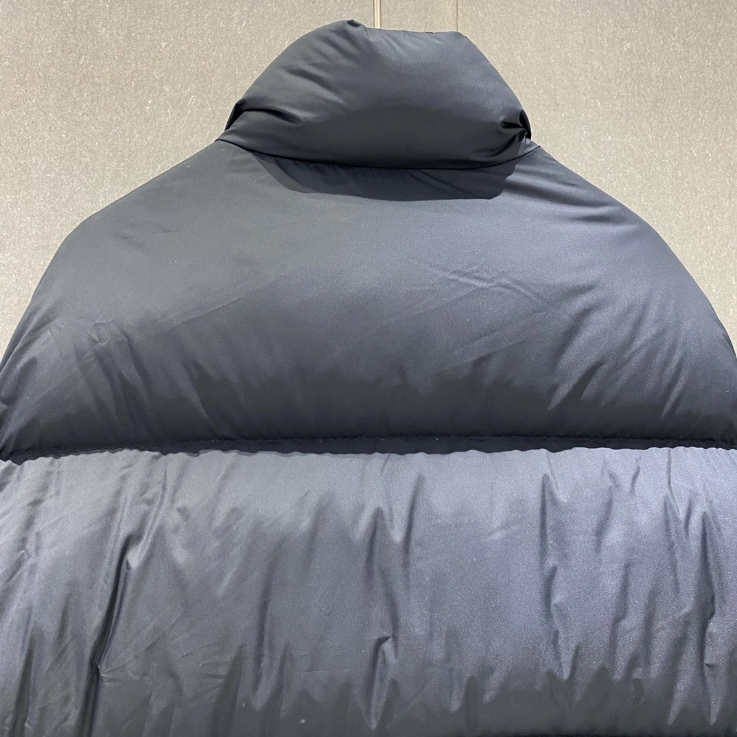 Moncler Down Jackets TechFriendly 146267