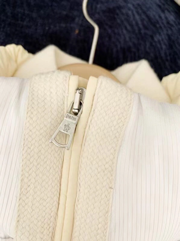 Elegant Moncler Down Jackets 146257