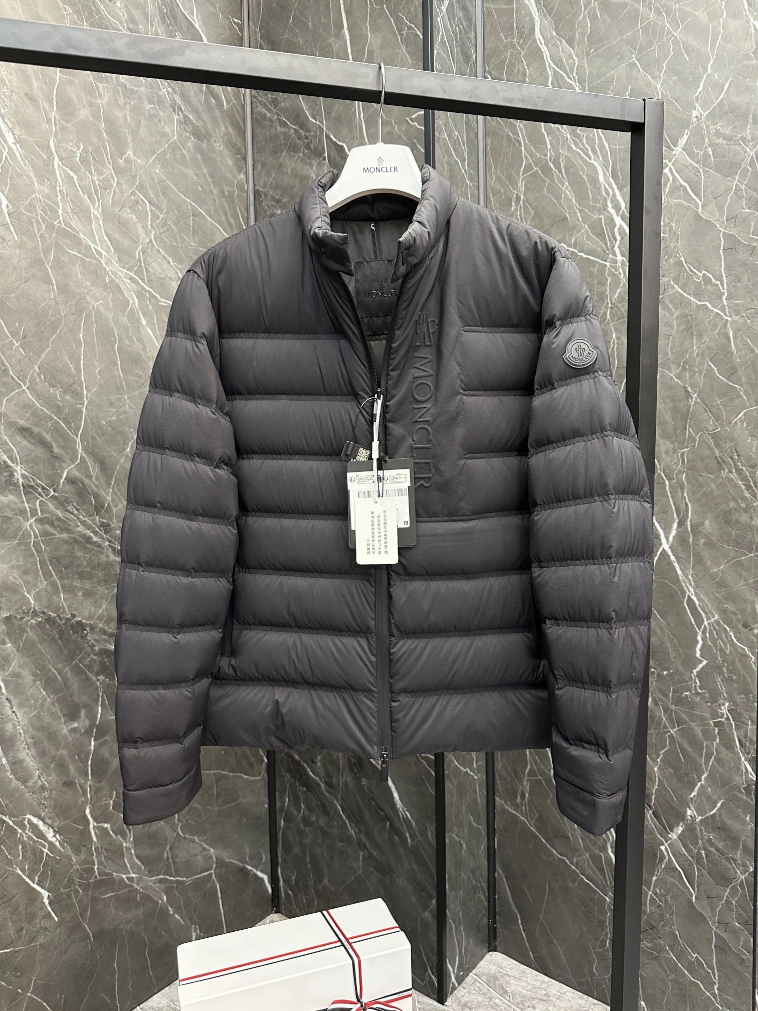 Moncler Down Jackets Efficient 146259