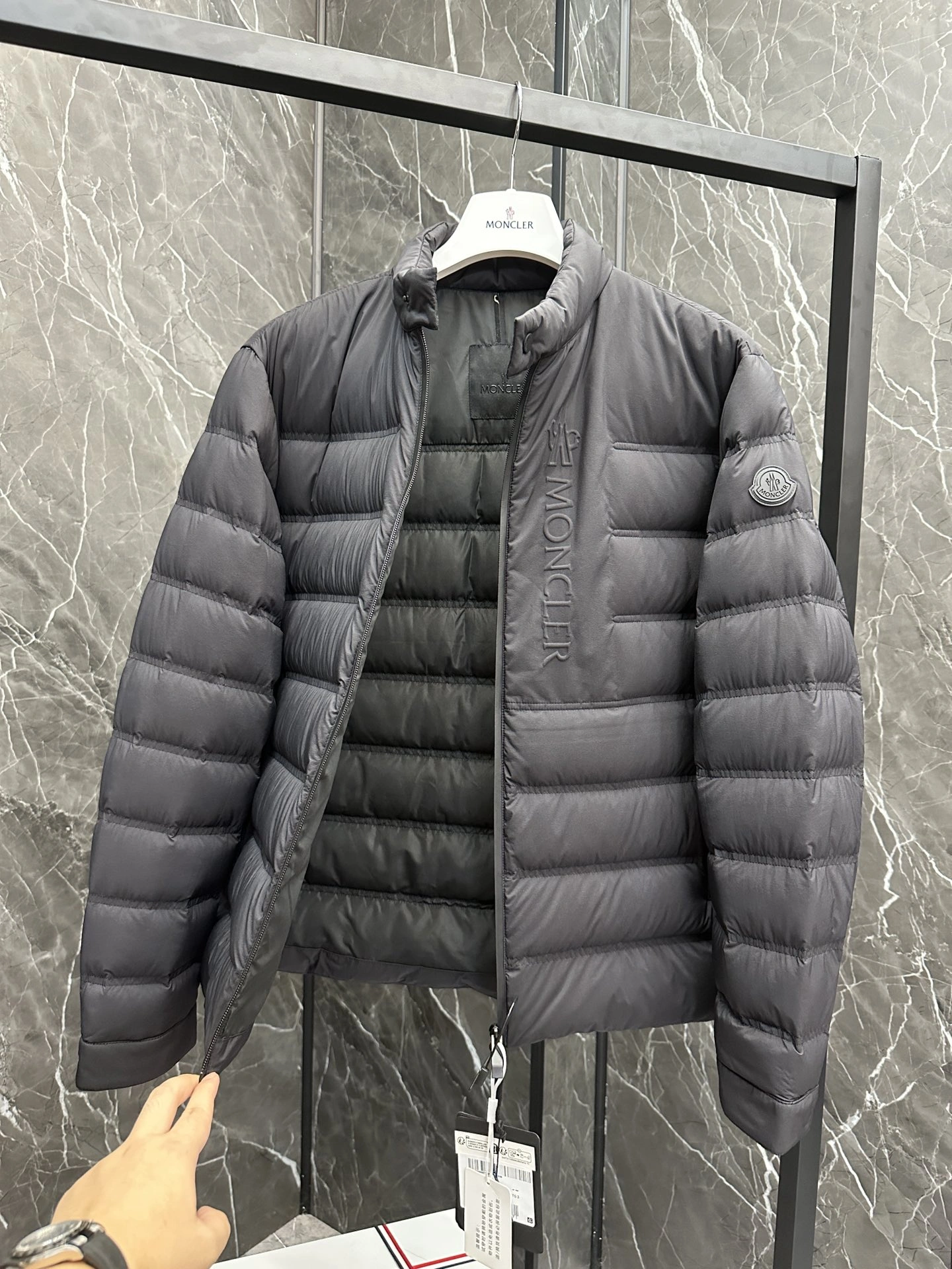 Moncler Down Jackets Efficient 146259