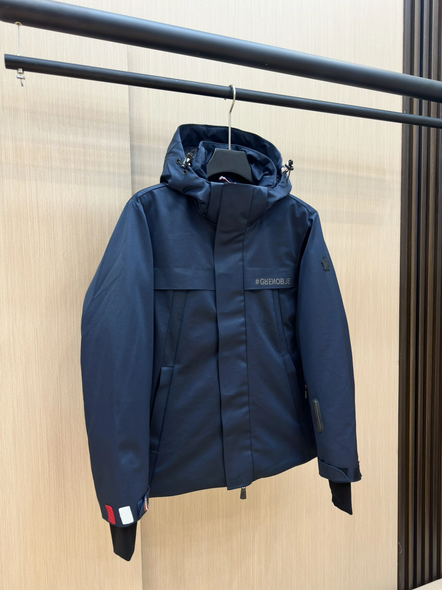 Effortless Moncler Down Jackets 146254
