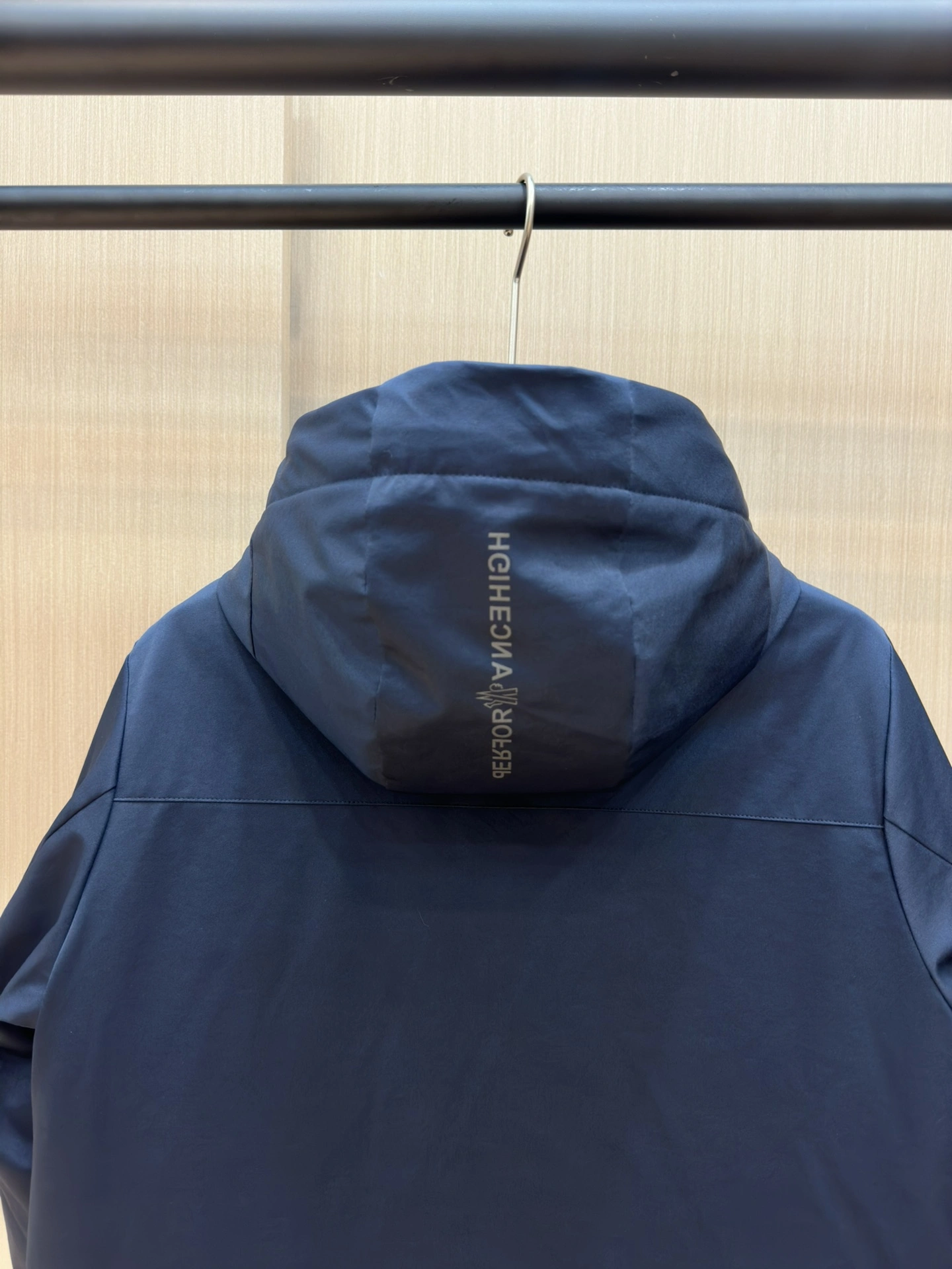 Effortless Moncler Down Jackets 146254