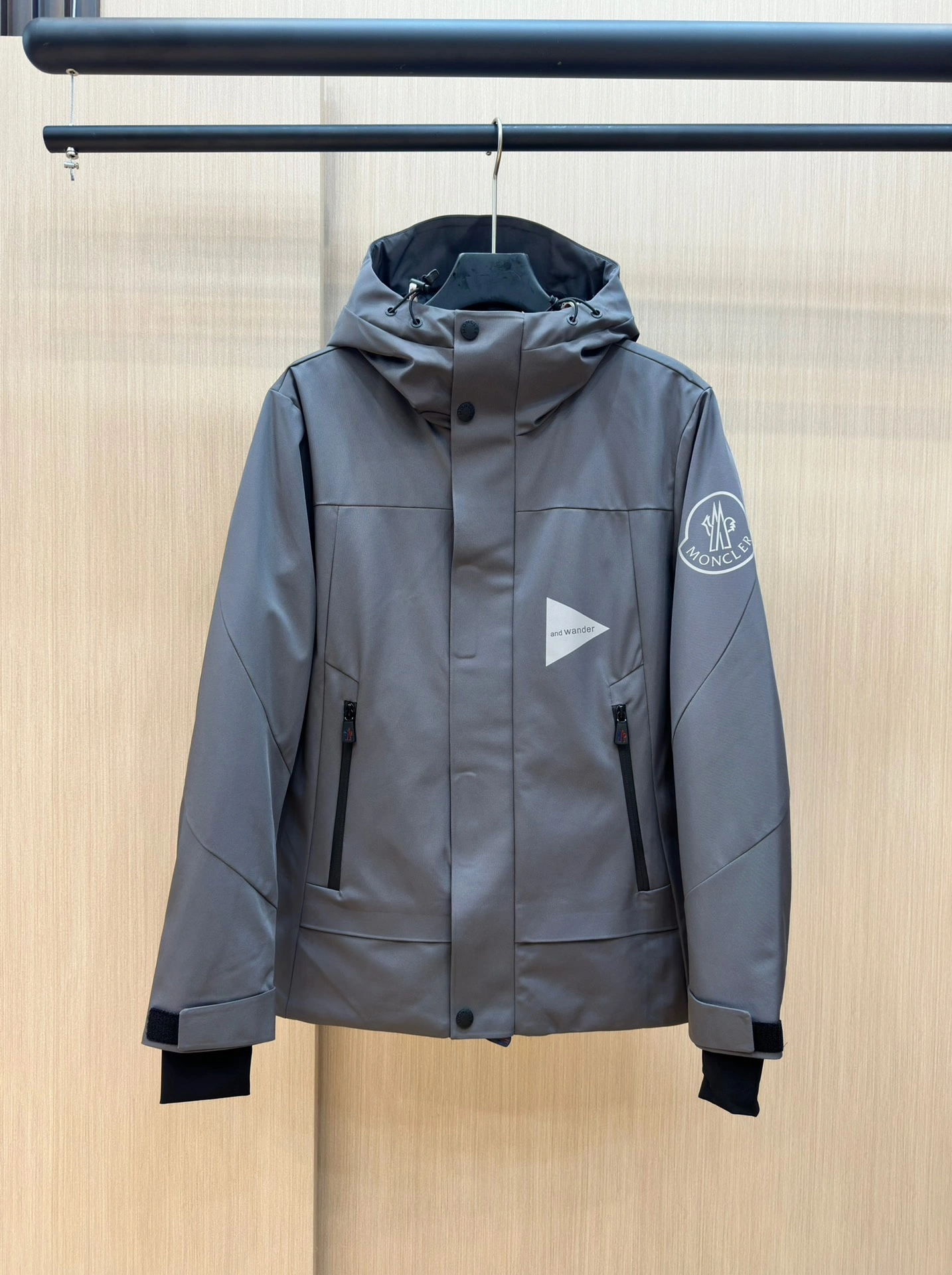 Stylish Moncler Down Jackets 146263